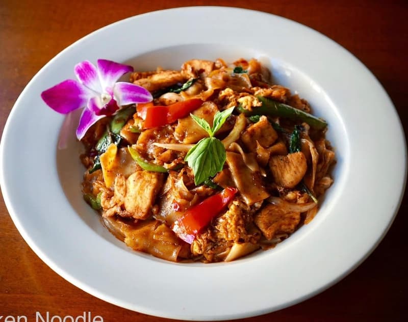 Pad Kee Mao (Drunken Noodle)